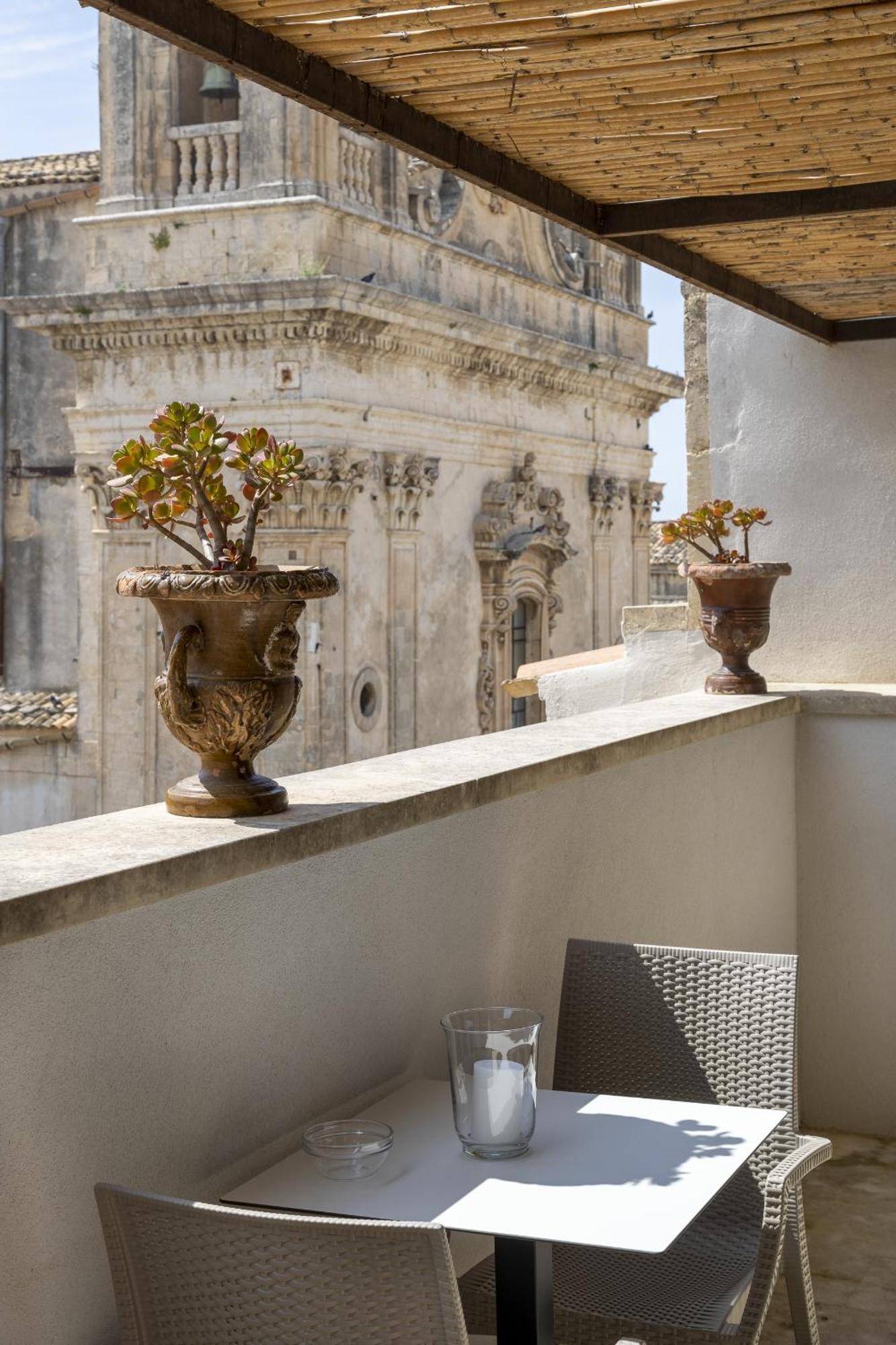 B&B Vicere Speciale Noto Buitenkant foto